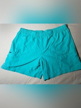 Columbia Men’s Lightweight Aqua Shorts Size XL